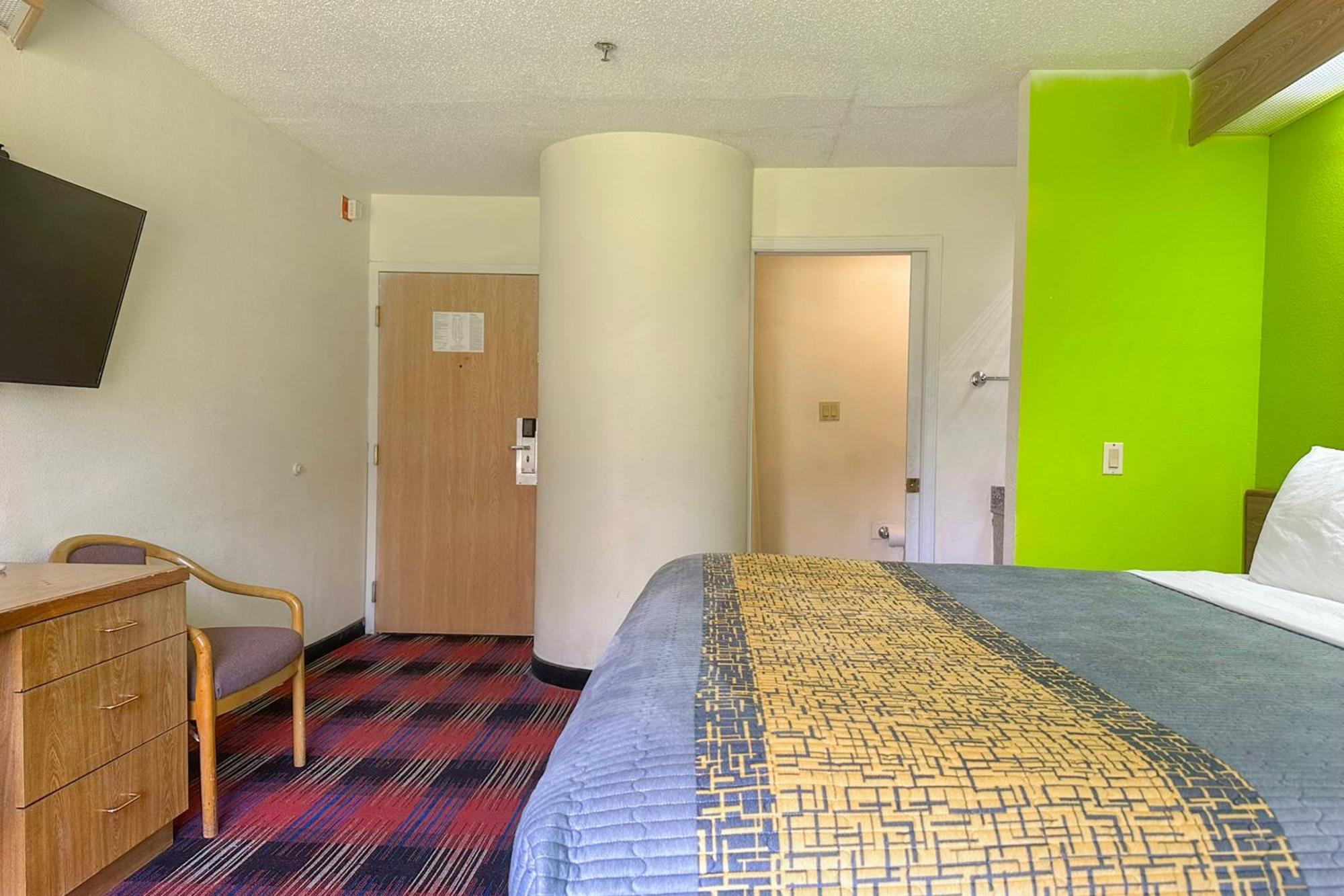 Classic Inn By Oyo I- 240 Near Memphis Airport Exterior foto